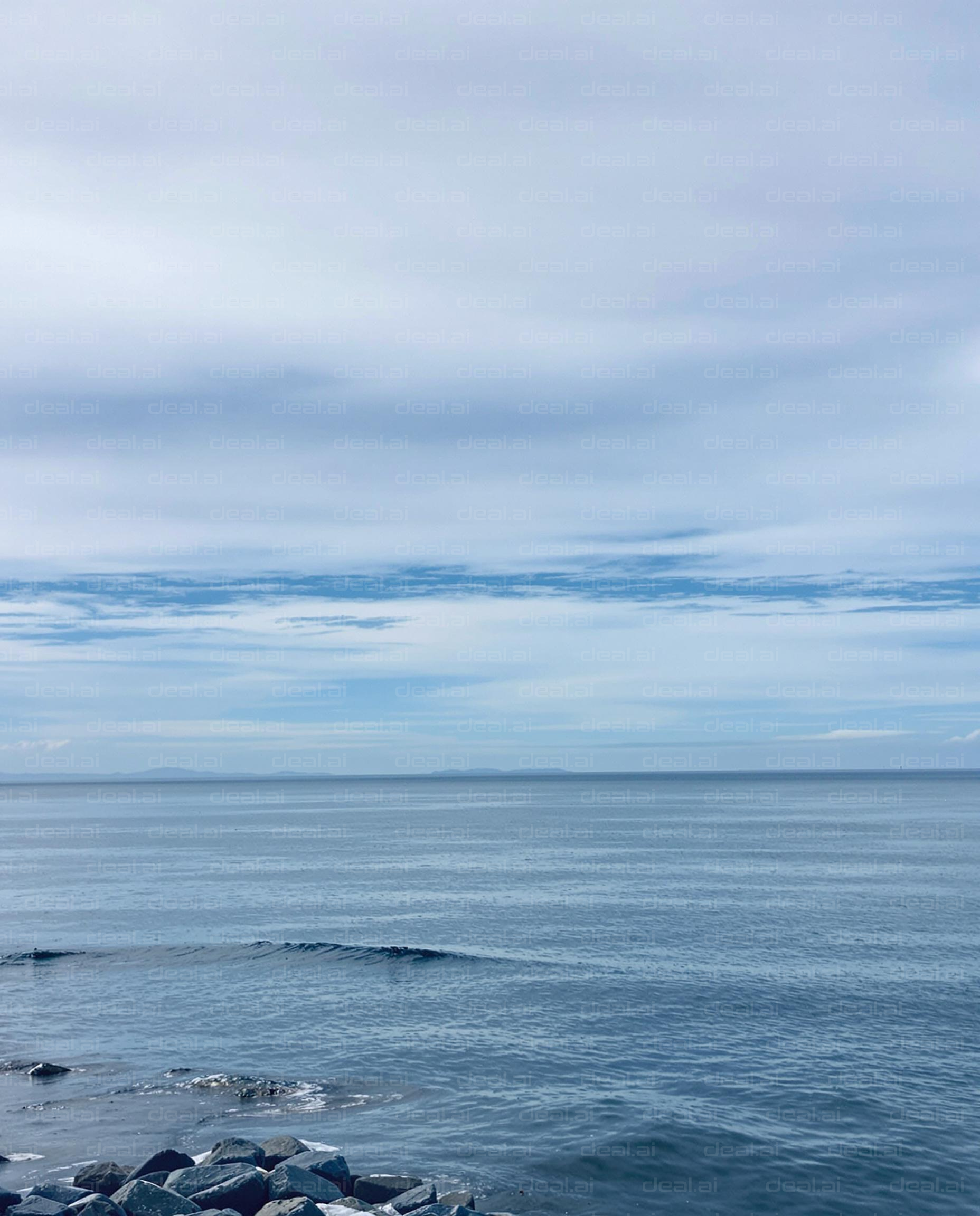 Tranquil Ocean and Sky View