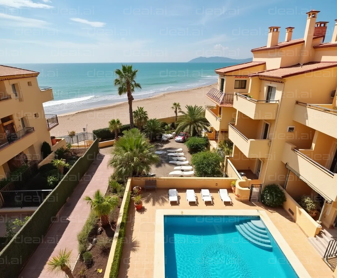 Beachfront Apartment with Pool and Palm Trees